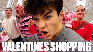 VALENTINE'S DAY SHOPPING HIGH SCHOOL VS ELEMENTARY SCHOOL | BUYING CLASS VALENTINES AND GIFTS