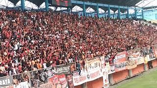 Aksi Gila The jak Mania sungguh menakjubkan Di stadion #Maguwoharjo Sleman