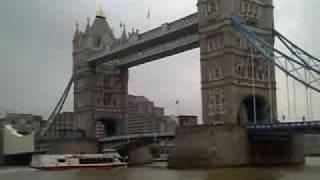 Tower  Bridge . London