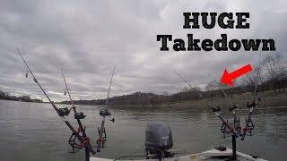 Winter Catfishing at its BEST - Catching BIG Catfish at EVERY SPOT!