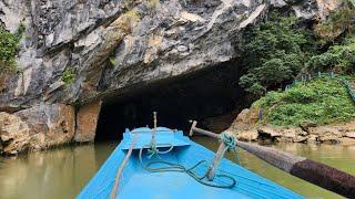 Boat Tour of Phong Nha Cave