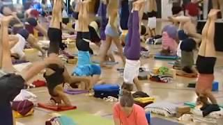 BKS Iyengar sirsasana headstand yoga