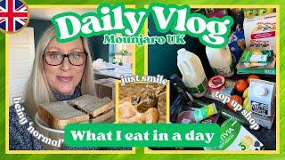 DAILY VLOG: Saturday 8th March - a ‘normal’ day / food shop / keep me company #mounjarouk