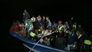 Thousands of migrants rescued on Mediterranean Sea