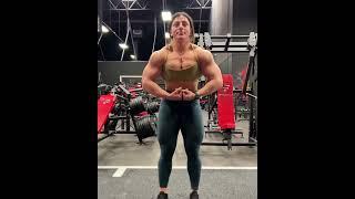 HUGE Hunter Henderson  #bodybuilding2024 #motivation #womensbodybuilder #pecs