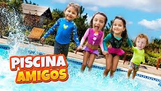 BELLA E LUCCA PULAM NA PISCINA COM OS AMIGOS - FAMÍLIA BELLA LISA E LUCCA SHOW