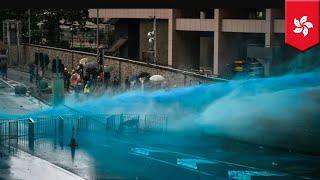 Hong Kong protests: Police fire tear gas and water cannons - TomoNews