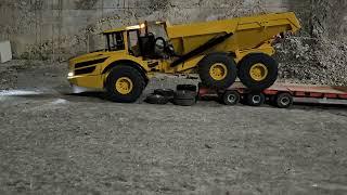 RC DUMPER VOLVO A40GTONNAGE 8X8(discesa carrellone)*1/14*️#rc4wd#xdrc#mmt#rchydrauilc