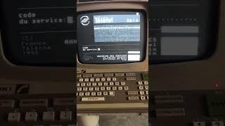 Minitel with ESP32 connected to a Telnet Server