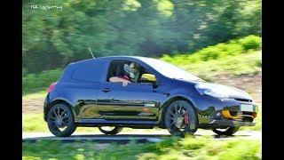 Renault Clio 3 RS Red Bull Racing - Accelerations and Fly by's !