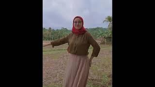 jilbab gunung gede