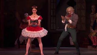 Coppélia Act II – Swanilda pretends to be Coppélia (Marianela Nuñez, Gary Avis; The Royal Ballet)