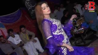 Pakistani Wedding | Best Mujra Dance 2020|  Bhatti Studio