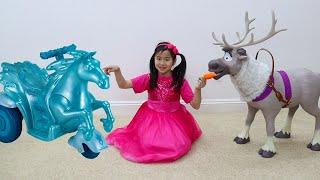 Jannie Pretend Play with Frozen Sven Reindeer and Water Nokk Ride On Toys