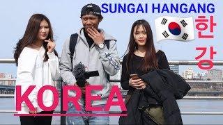 CEWE KOREA DI SUNGAI HANGANG