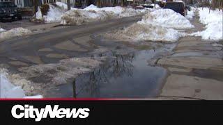 Flooding fears as snow melts in Toronto