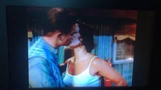 Anaconda 1997 - Steven and Terri kiss