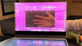 Lenovo zeigt ThinkBook Transparent Laptop Concept