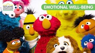 Sesame Street: HUM Along to Sunny Days with Elmo & Friends!