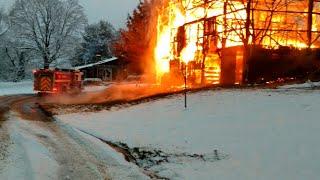 Newark Ohio Fire Department Barn Fire on Licking Springs Road. Command View with Radio Traffic.