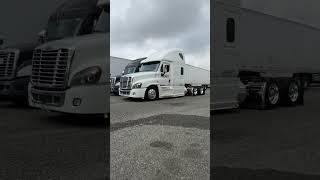 Slammed Freightliner Cascadia Condor.. CRST Style | Mike Wendell