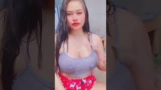 Mandi tanpa bra #shorts #gununggede #hot #pemersatubangsa