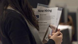 Jobless Claims Fall in Biggest Back-to-Back Drop Since September