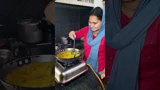 Day 135 aaj hum gaav gaye or mummy k hath ka bajre ki roti ka churma bhi khaya #villagelife #churma