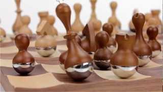 Umbra Wobble Chess Set