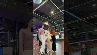 溜冰场里的非诚勿扰！所以我是被选上了？ #shorts #douyin #tiktok #music