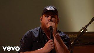Luke Combs - Doin' This (Live from the 55th Annual CMA Awards)