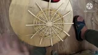 Плетение круглого донышка из ивы в быстром темпе || Quick tutorial on weaving willow round base