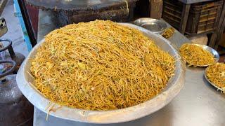 Bulk Making of Kolkata Style Noodles | Street Food