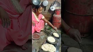 #bhojan banate hue #kaushilya #reels #khana #sortvideo #shorts #roti #food#vlog