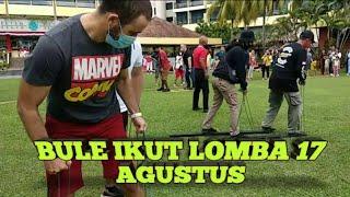 NGAKAK ABIS !!! BULE IKUT LOMBA KEMERDEKAAN