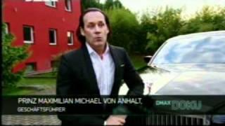 Prinz Michael unterwegs (Teil 1) in der Limousine (Ausschnitt)