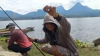 mancing di waduk jatiluhur spot pinggiran umpan cacing internasional#angler daglog