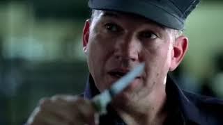 Prison Break - Bellick founds Knife in Michaels room