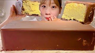 ASMR Big Dubai Pistachio Chocolate【Mukbang/ Eating Sounds】【English subtitles】