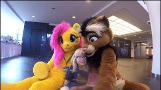 Eurofurence 25 (2019) - Fursuiters Interacting with Kids