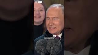 Crowds cheer Vladimir Putin in Moscow