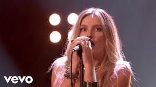 Perrie - You Go Your Way (Live on The Graham Norton Show)