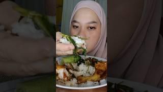 makan rumahan, #makanansehat #makanbareng #ngeshortsbareng #makananrumahan #ayamgoreng #kangkung