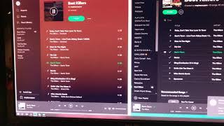 Spotify playing the wrong song on desktop app