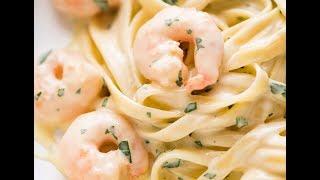 Creamy Garlic Prawn Pasta