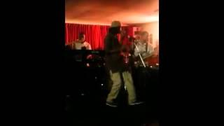 Shanty town riddim-she love me live (4ox banton)