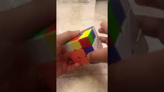 How to solve rubiks cube #rubikscube #duet #cube #cubing #rubik #tiktok #thesimonshi #rubixkube #ru