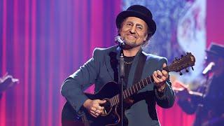 David Bustamante imita a Joaquín Sabina con "19 días y 500 noches" - Tu Cara Me Suena