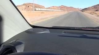 砂漠の地で貨物列車に遭遇 in ヨルダン　Freight train in Jordan