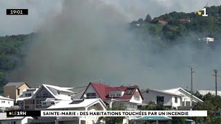 A Grande Montée, les pompiers luttent contre un feu de bambous qui menace les habitations